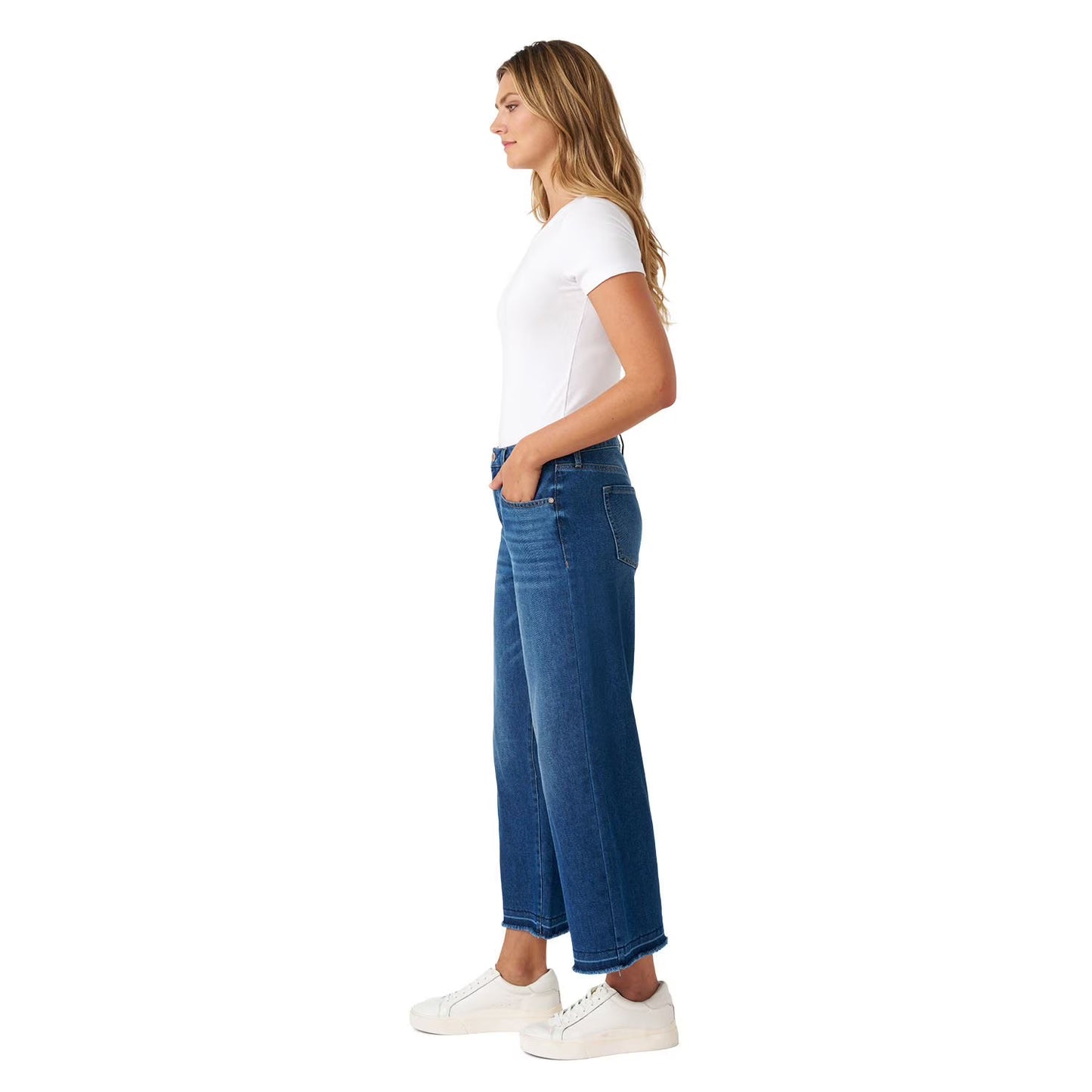 Edited by Hunter McGrady Women's Wide Leg Crop Jean