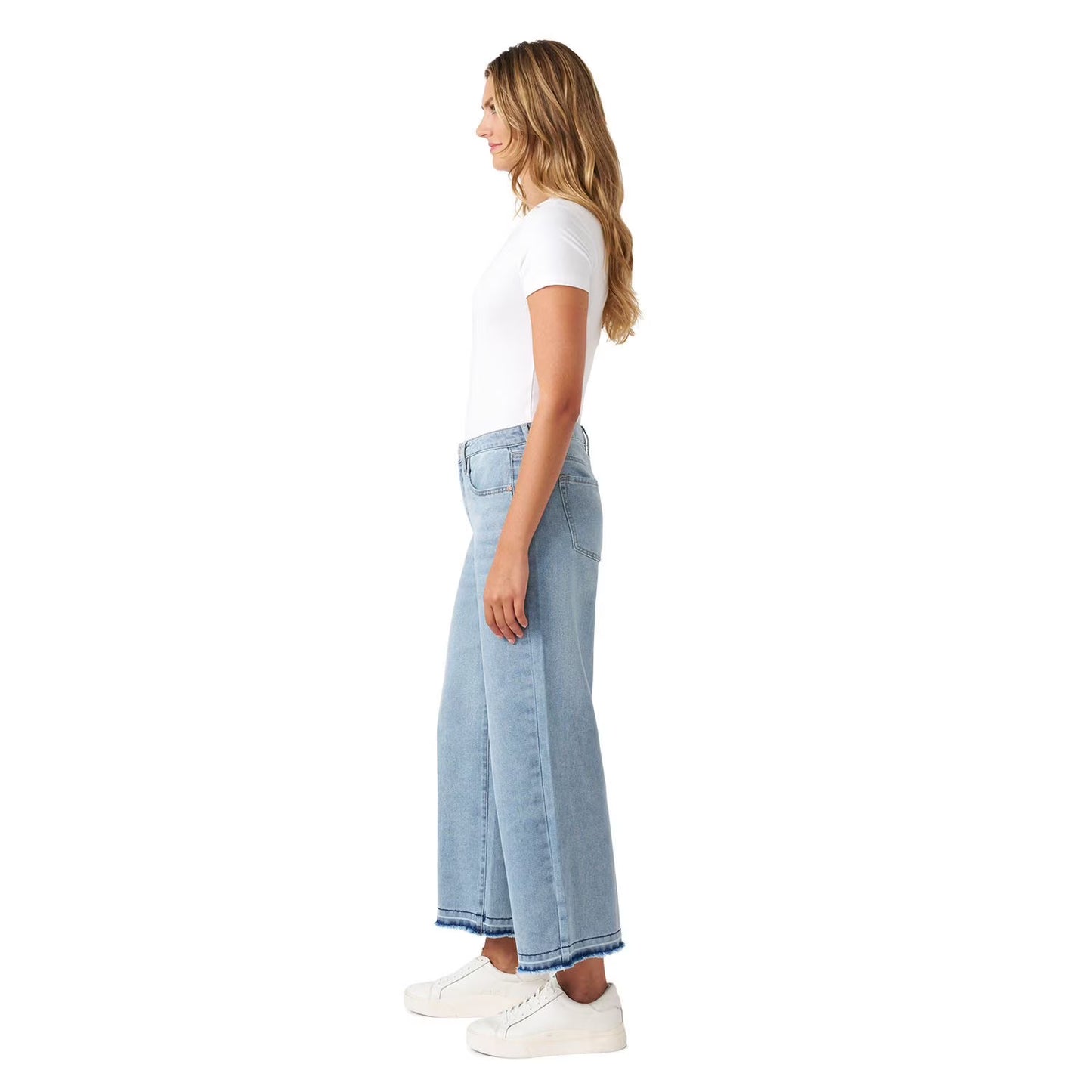 Edited by Hunter McGrady Women's Wide Leg Crop Jean