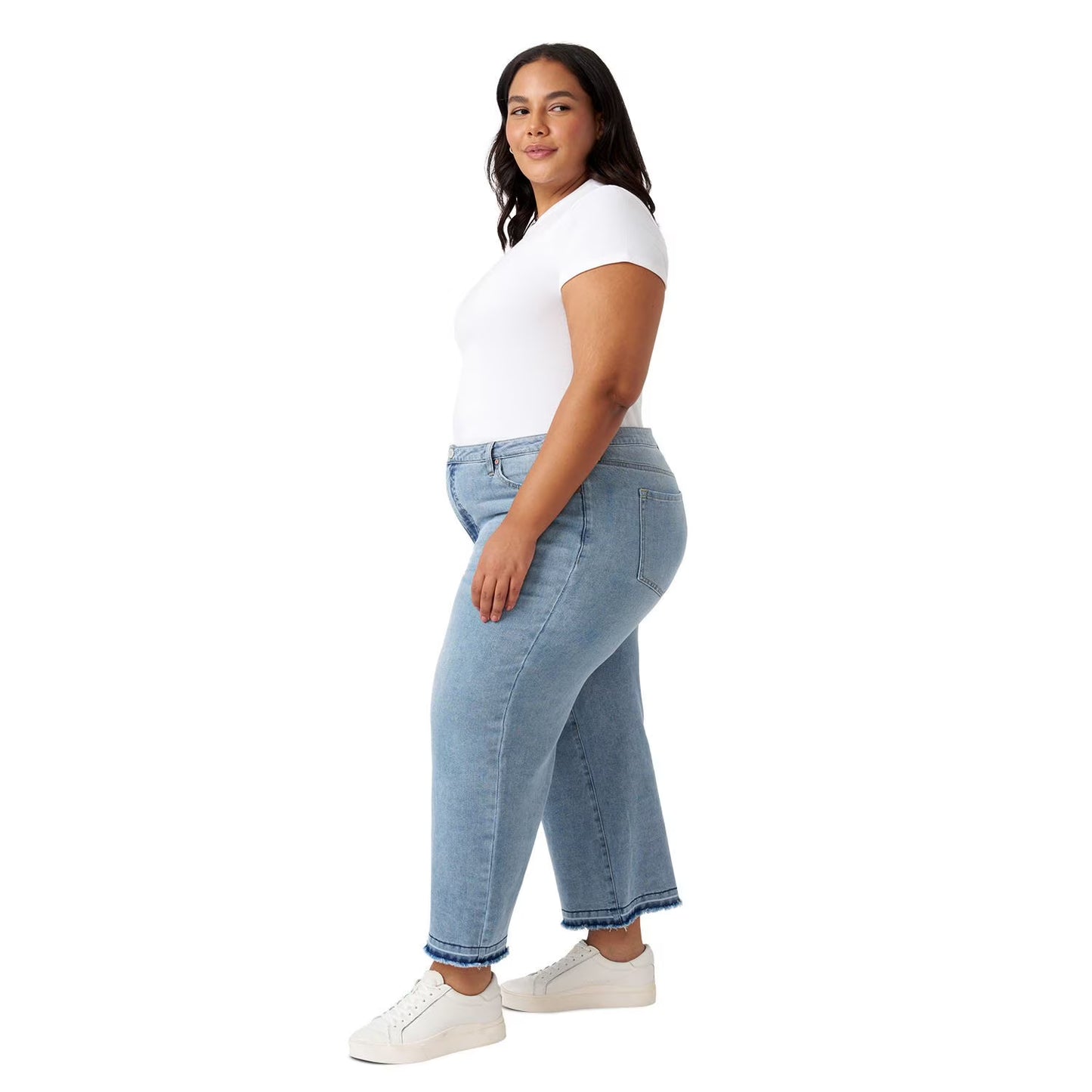 Edited by Hunter McGrady Women's Wide Leg Crop Jean