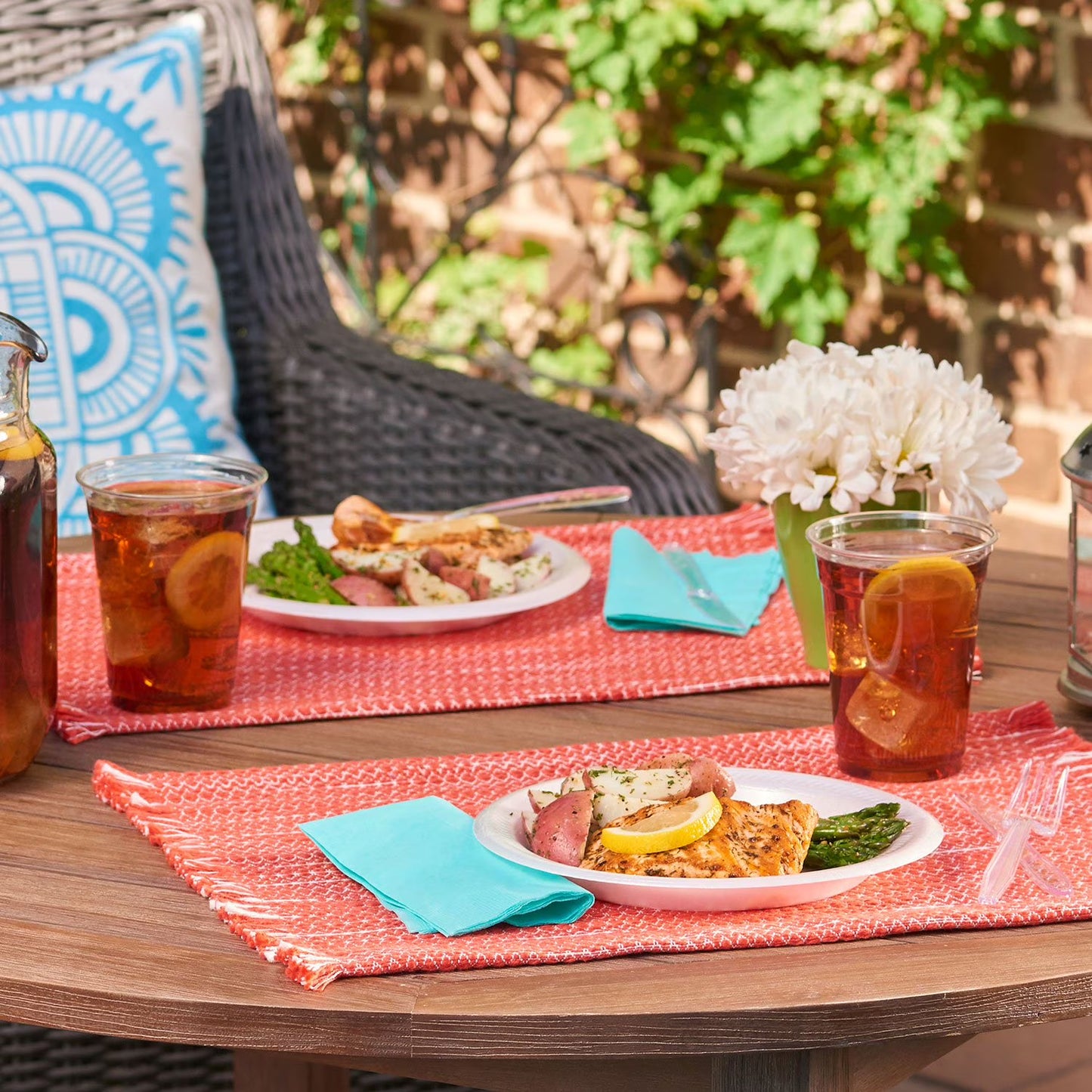 Hefty Supreme Foam Disposable Lunch Plates, 8 7/8", 250 ct.